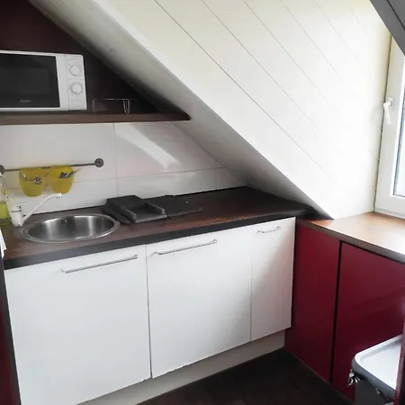 Moderne Und 120qm In Oberhausen, Ideal Fuer Geschaeftsreisende Und Monteure Apartamento