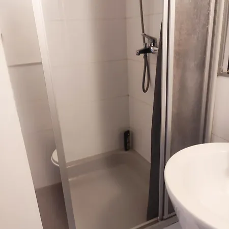Apartamento Moderne Und 120qm In Oberhausen, Ideal Fuer Geschaeftsreisende Und Monteure Oberhausen (North Rhine-Westphalia)