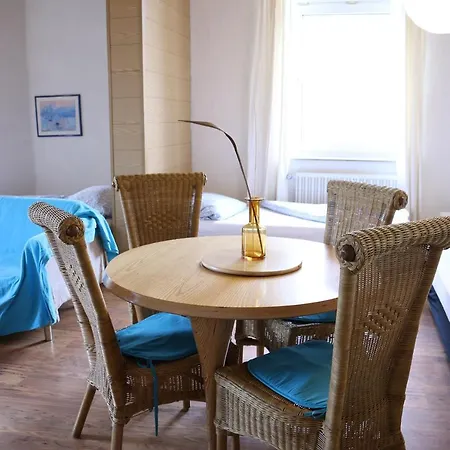 Moderne Und 120qm In Oberhausen, Ideal Fuer Geschaeftsreisende Und Monteure Apartamento Oberhausen (North Rhine-Westphalia)