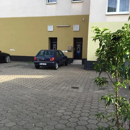 Moderne Und 120qm In Oberhausen, Ideal Fuer Geschaeftsreisende Und Monteure Apartamento Oberhausen (North Rhine-Westphalia)