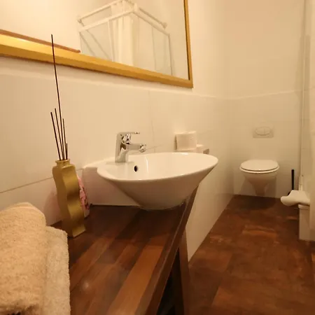 Moderne Und 120qm In Oberhausen, Ideal Fuer Geschaeftsreisende Und Monteure