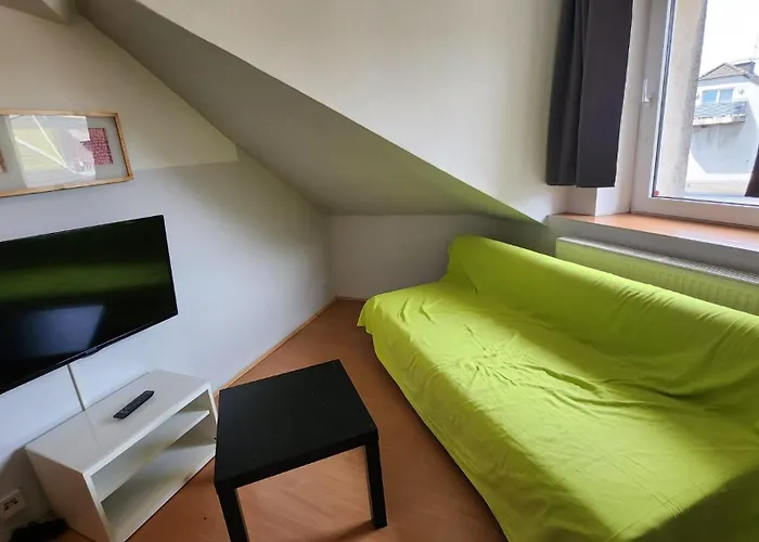 Lejlighed Moderne Und 120qm In Oberhausen, Ideal Fuer Geschaeftsreisende Und Monteure Oberhausen (North Rhine-Westphalia)