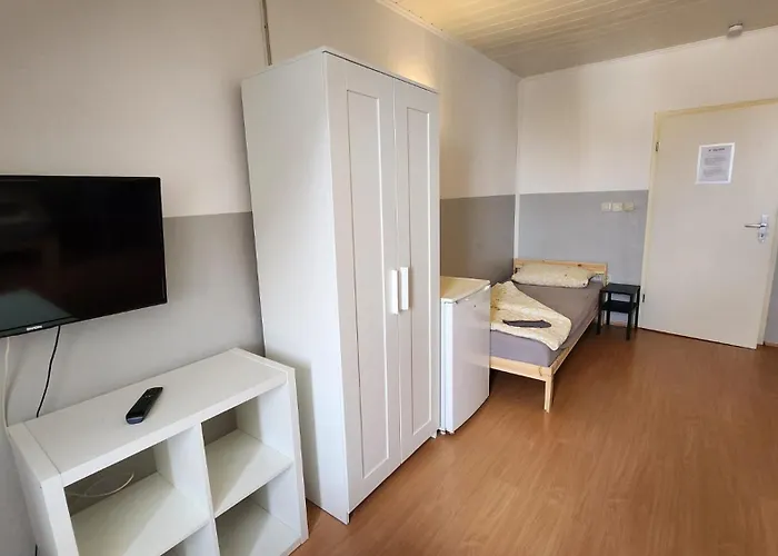 Moderne Und 120qm In Oberhausen, Ideal Fuer Geschaeftsreisende Und Monteure * Oberhausen (North Rhine-Westphalia)