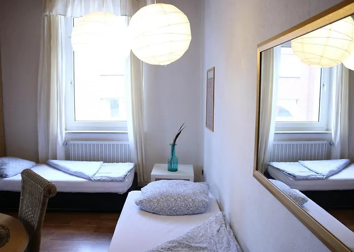 Moderne Und 120qm In Oberhausen, Ideal Fuer Geschaeftsreisende Und Monteure Oberhausen (North Rhine-Westphalia)