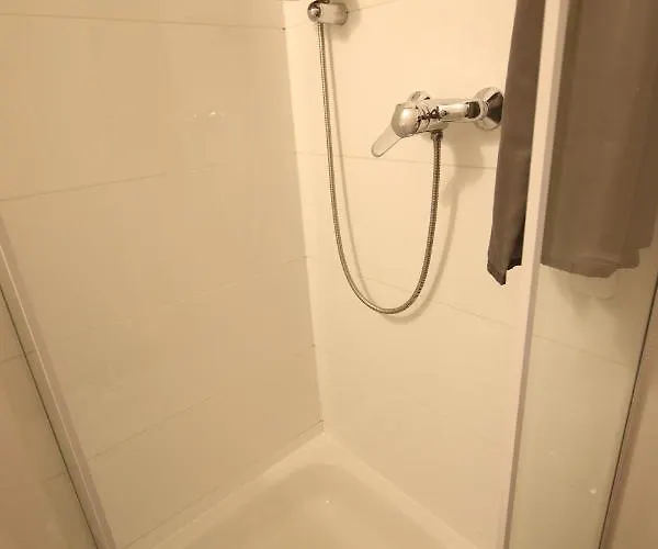 Moderne Und 120qm In Oberhausen, Ideal Fuer Geschaeftsreisende Und Monteure * Oberhausen (North Rhine-Westphalia)