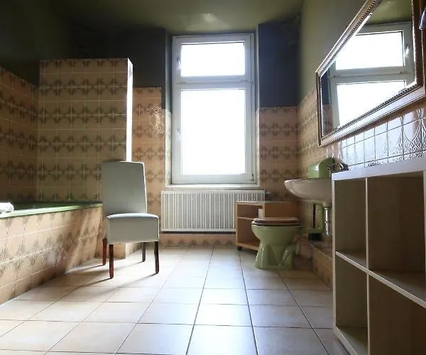 Moderne Und 120qm In Oberhausen, Ideal Fuer Geschaeftsreisende Und Monteure *